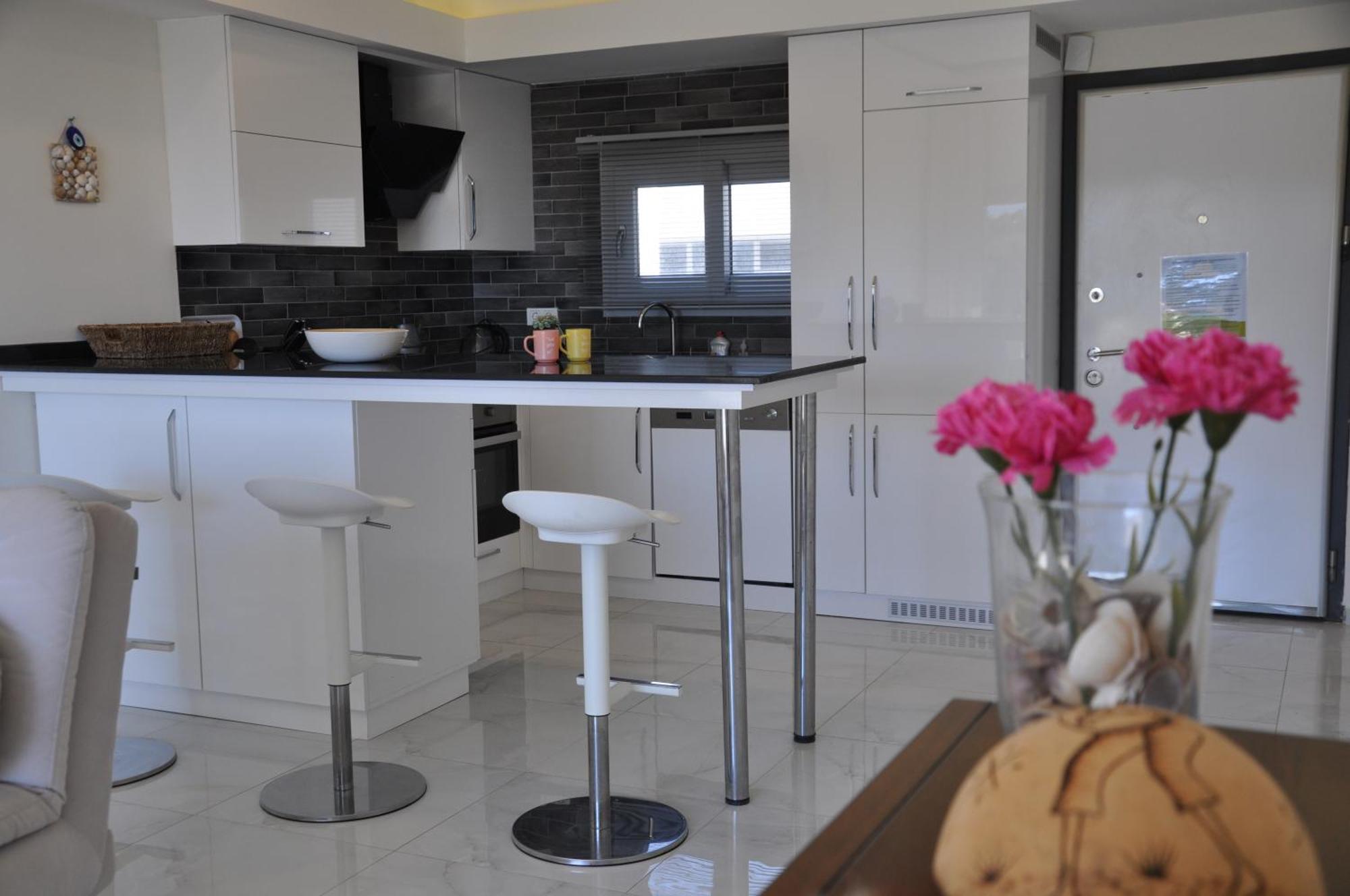 Lavender Residence Кушадасъ Екстериор снимка