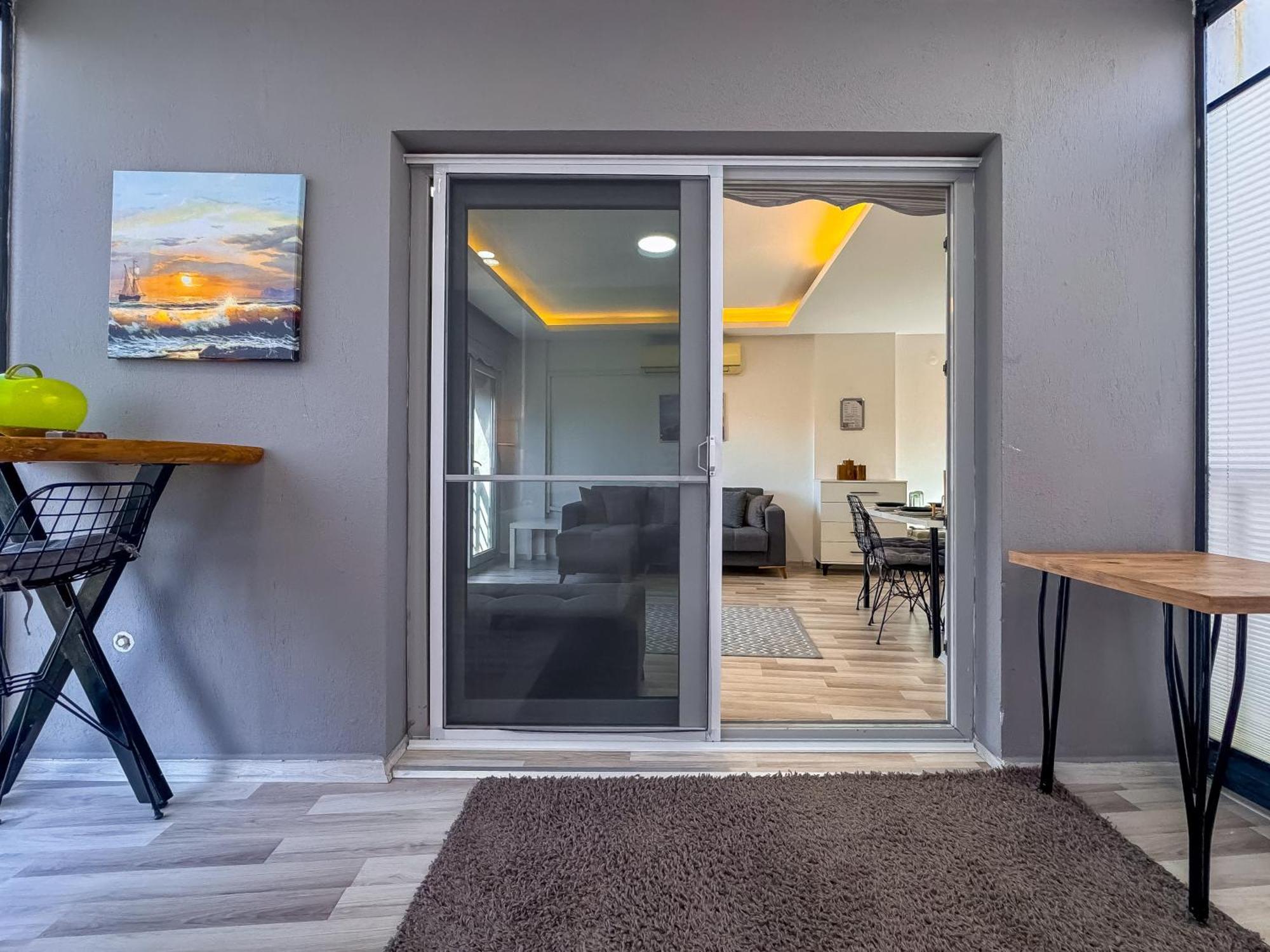 Lavender Residence Кушадасъ Екстериор снимка